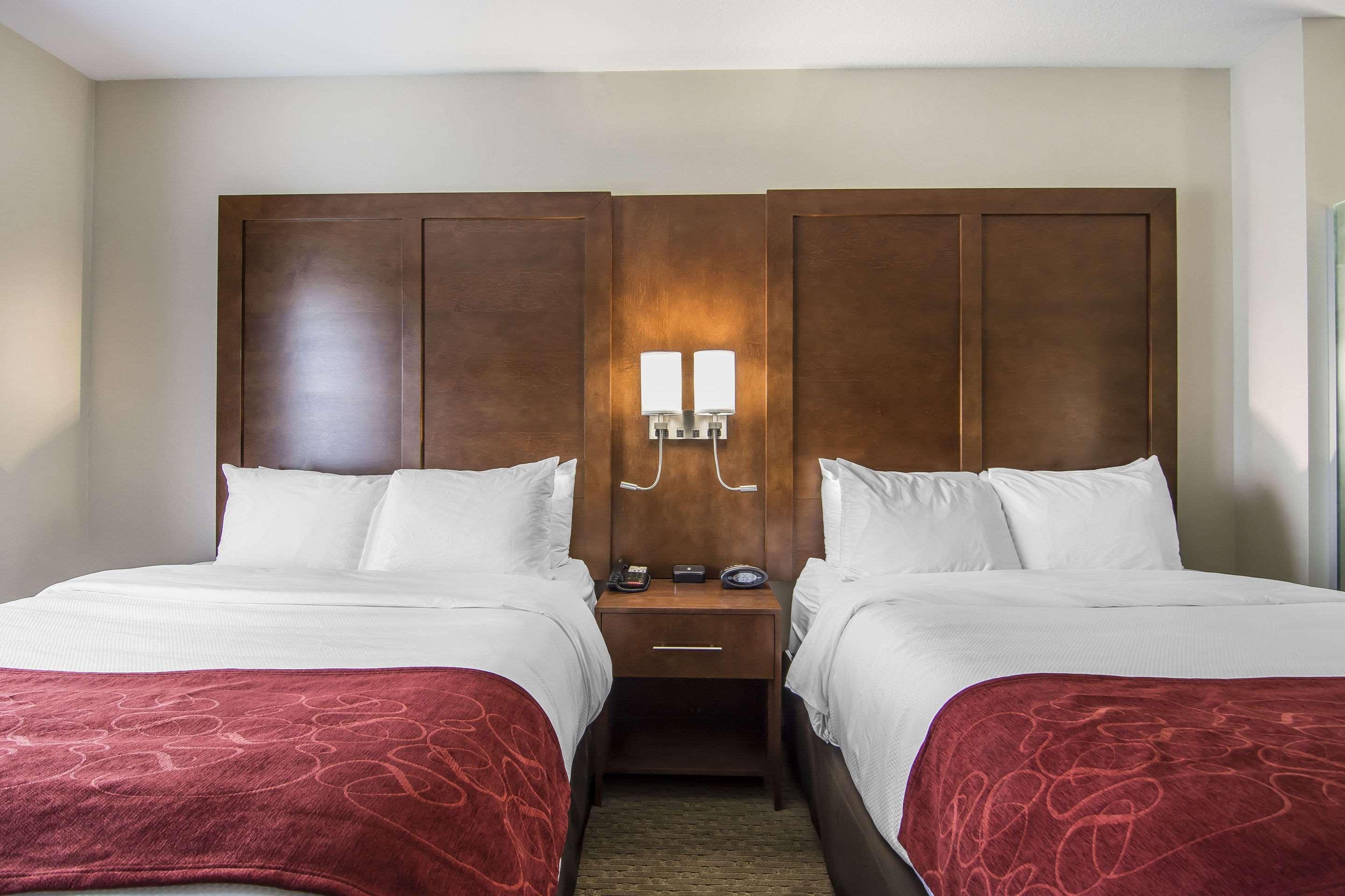 Comfort Suites Regina Ngoại thất bức ảnh