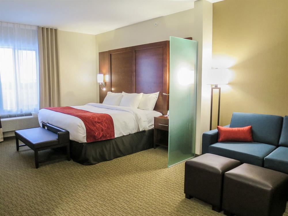 Comfort Suites Regina Ngoại thất bức ảnh