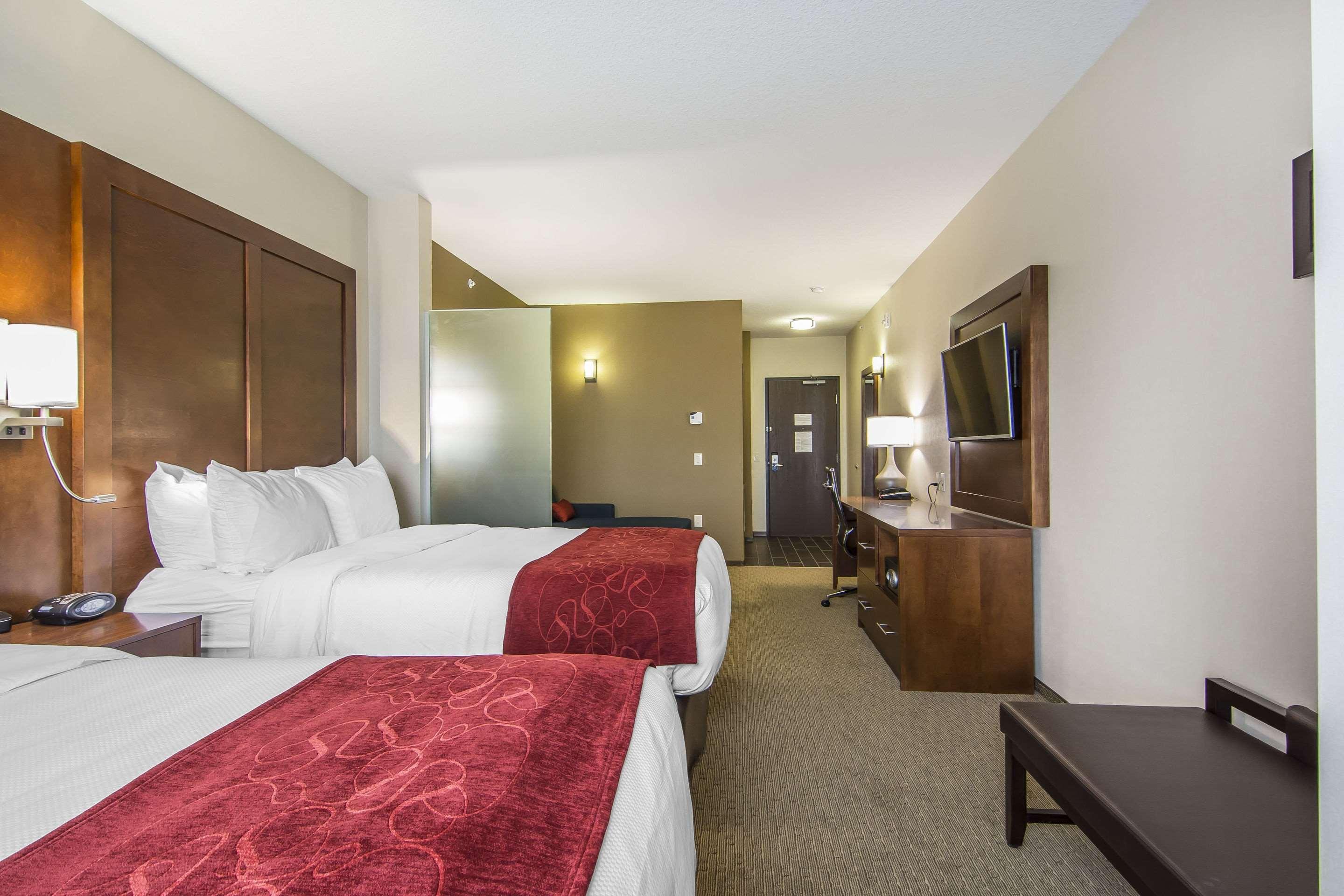 Comfort Suites Regina Ngoại thất bức ảnh