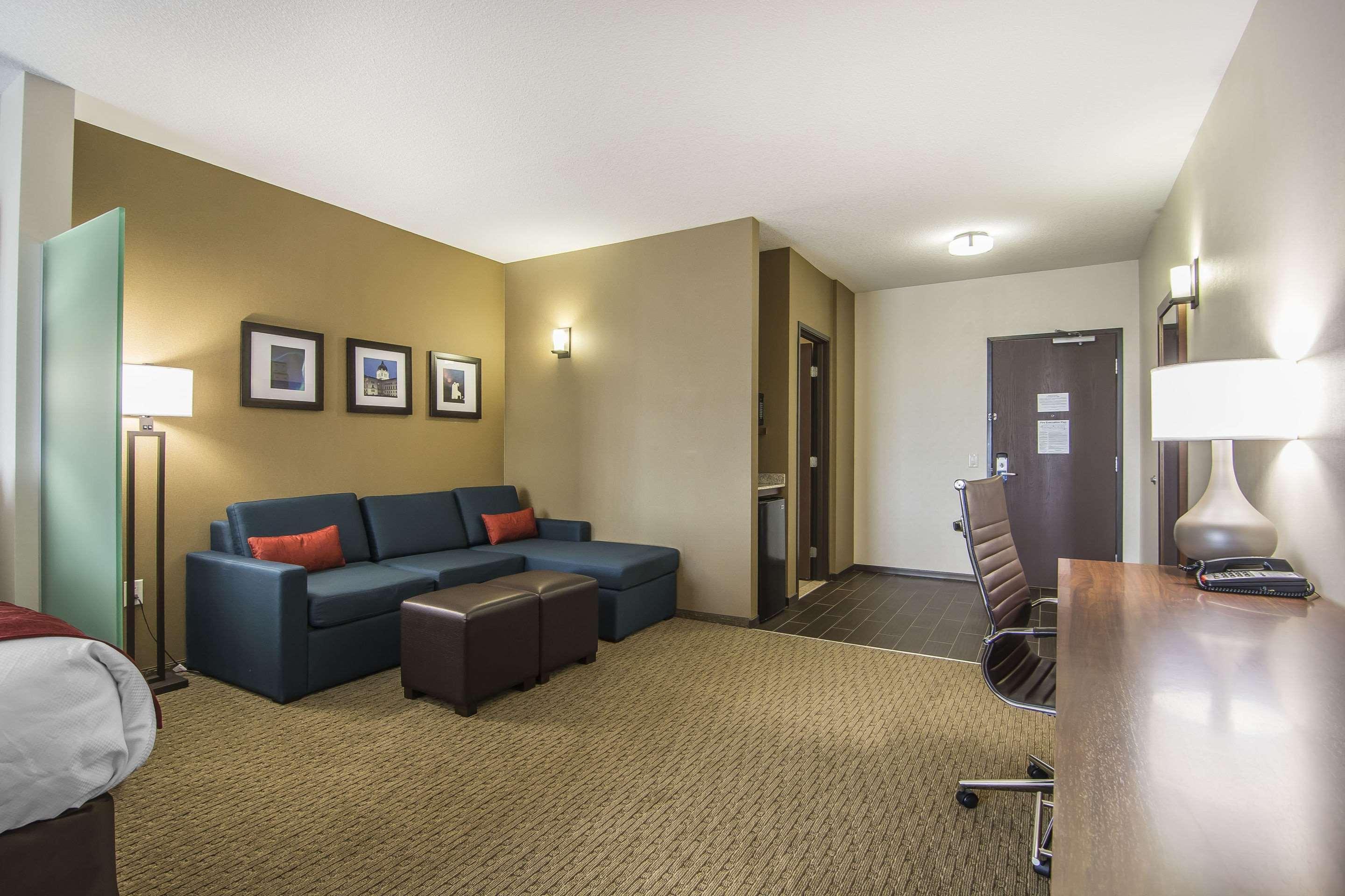 Comfort Suites Regina Ngoại thất bức ảnh