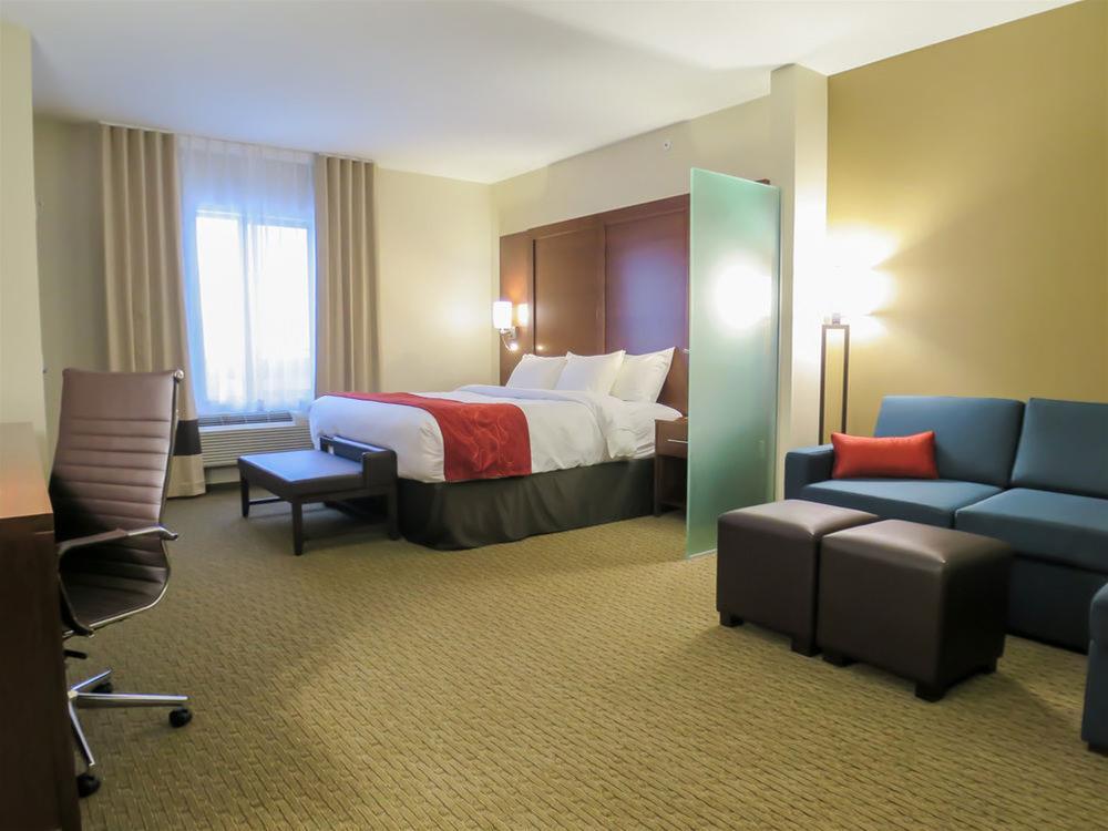 Comfort Suites Regina Ngoại thất bức ảnh