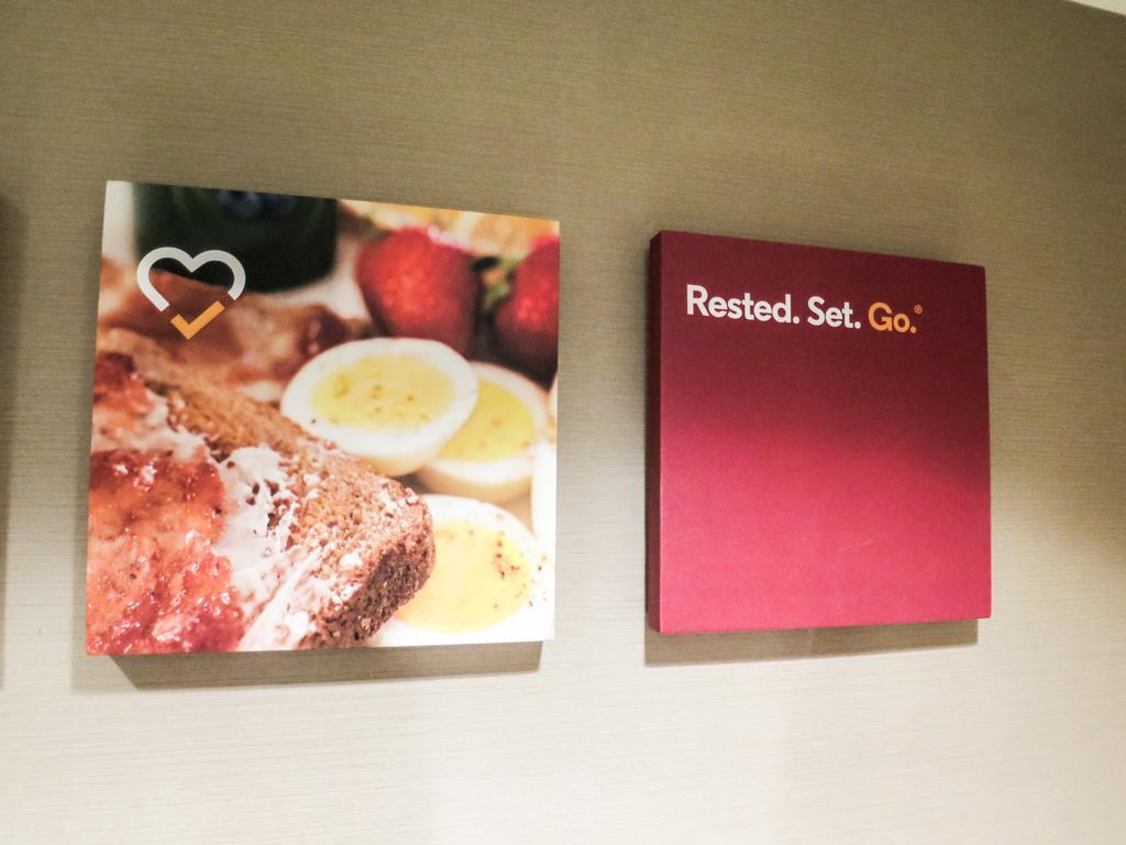 Comfort Suites Regina Ngoại thất bức ảnh